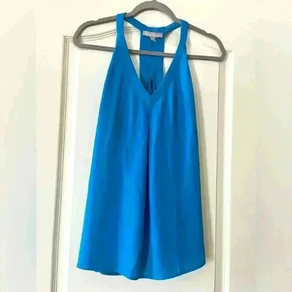 EUC Banana Republic Blue Blouse Unique Back Women’s size Medium - Picture 1 of 10